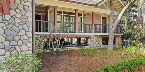 Image 3: 3-web-or-mls-0003