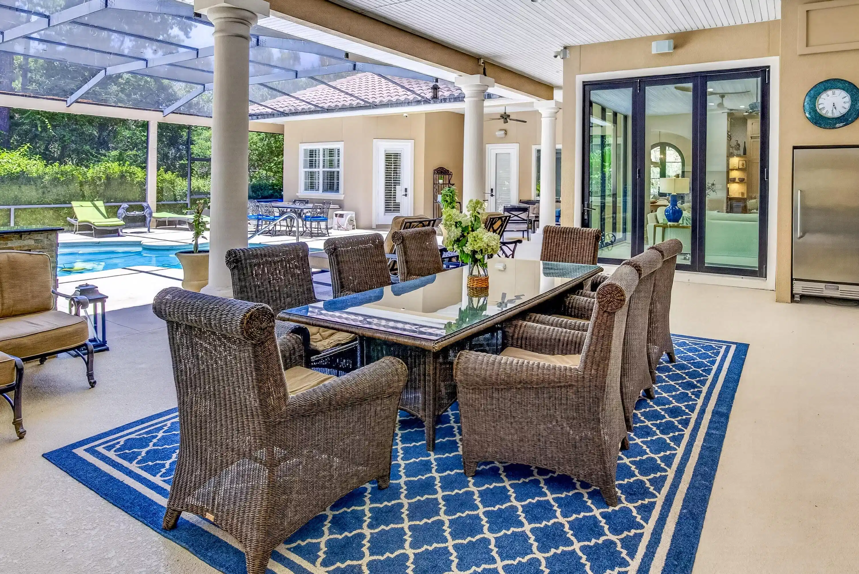 Image 1: Outdoor Kitchen