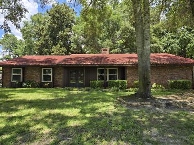 1734 Bayshore Drive