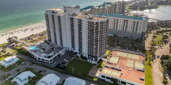 1096 Scenic Gulf Drive