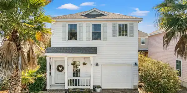 62 W Shore Place