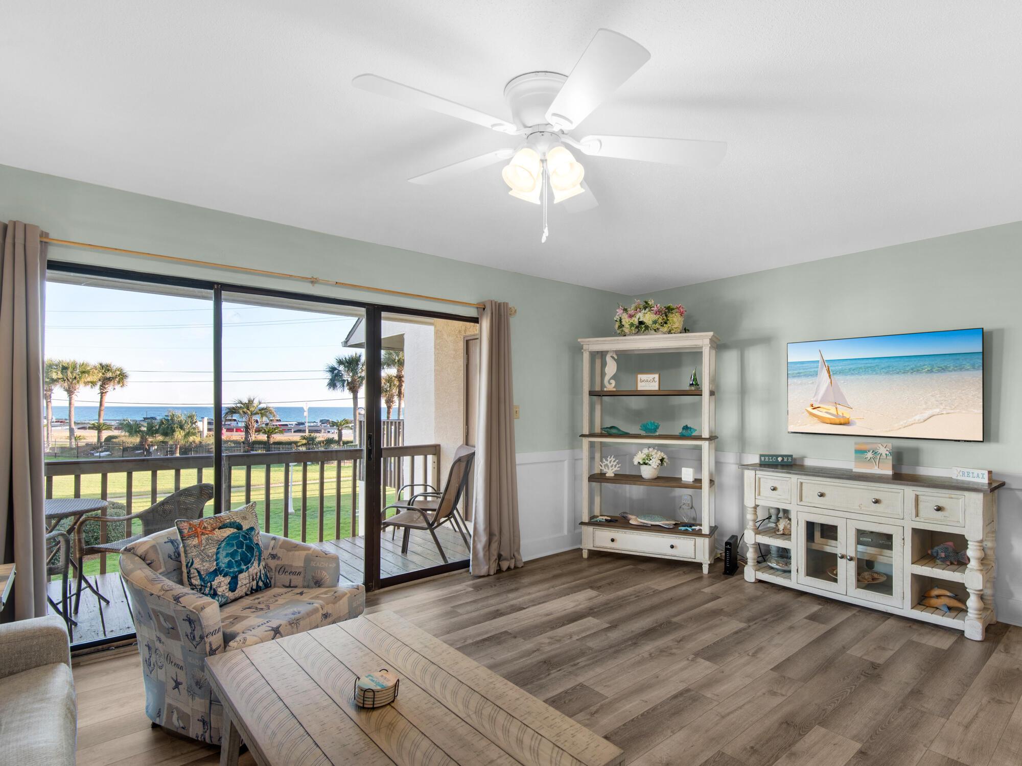 Image 1: Family room