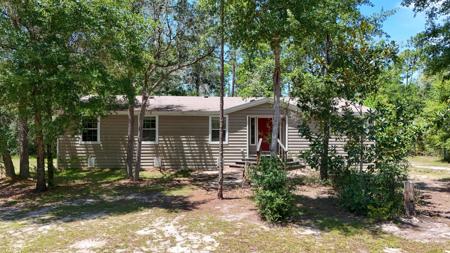 4012 Edwards Road