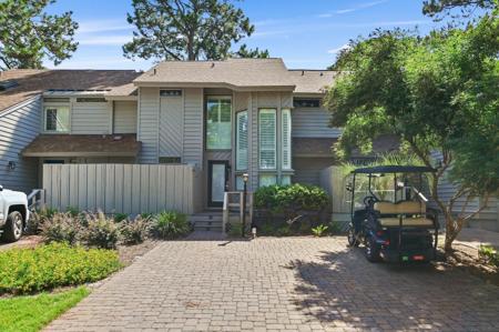 252 Kingfisher Drive