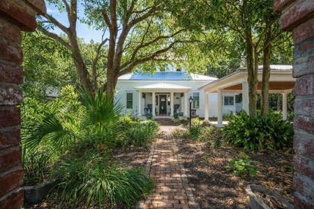 103 Gulf Point Road