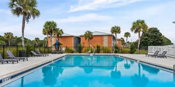 Image 2: 5_Gulf_Terrace_Amenities_20251121_036_pr