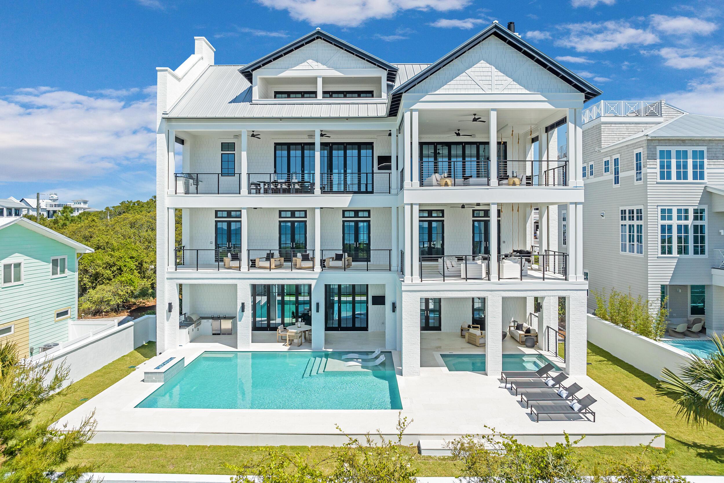 Image 3: 73 Pompano Street