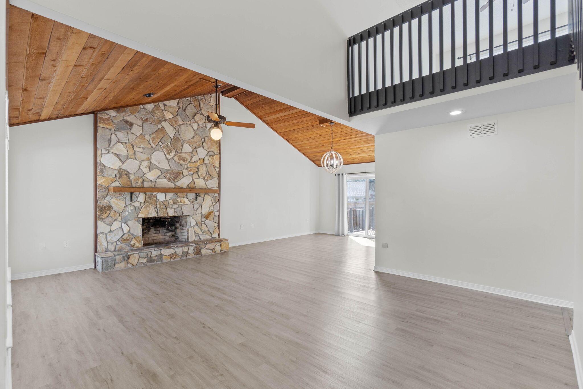 Image 3: Open Living and Dining Space
