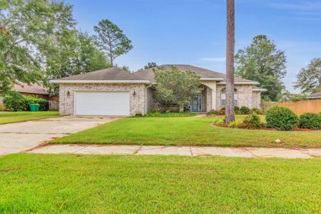 802 Button Bush Way