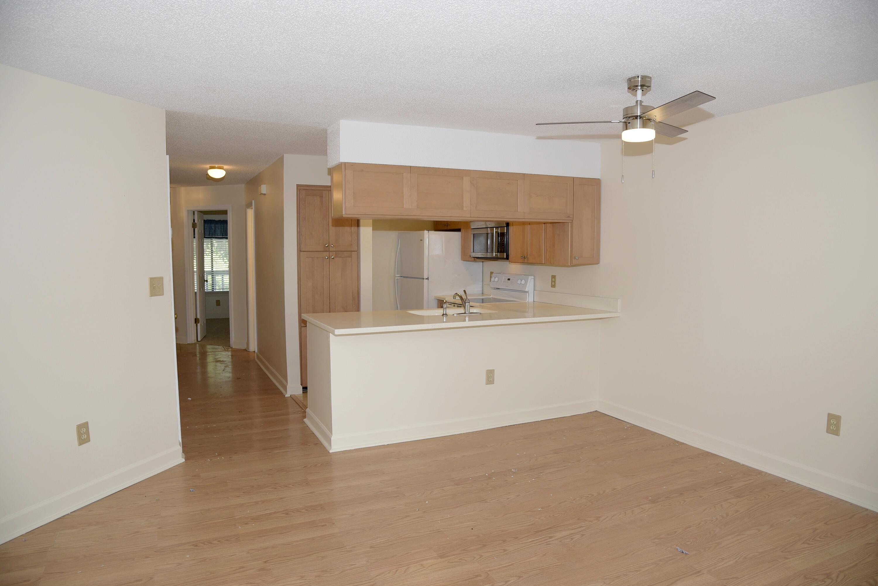 Image 3: 15