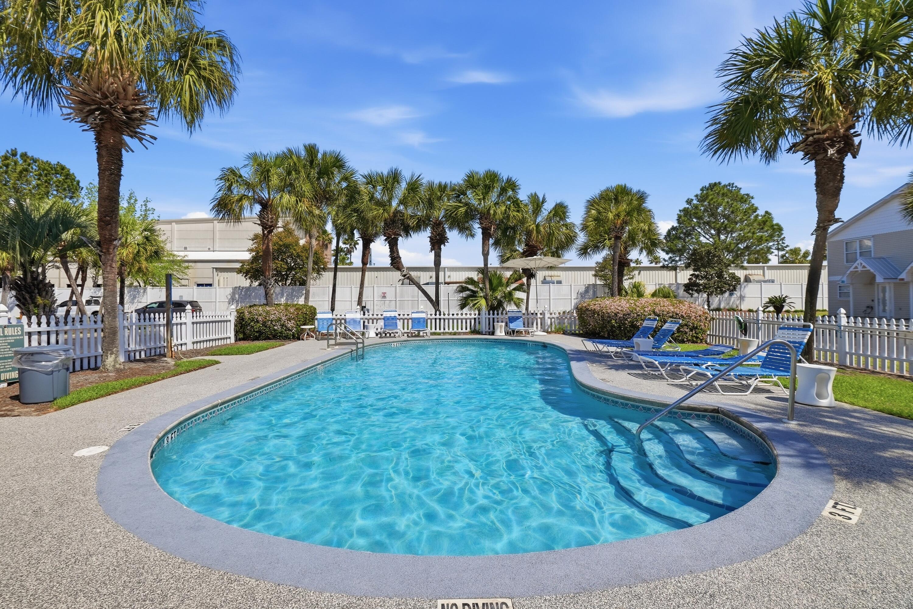 Image 2: 340_Scenic_Gulf_Dr_28-AWP_Media-00029
