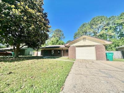 1204 Thomason Drive