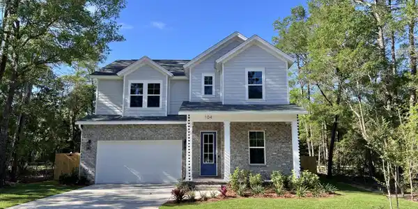 104 Tarragon Run