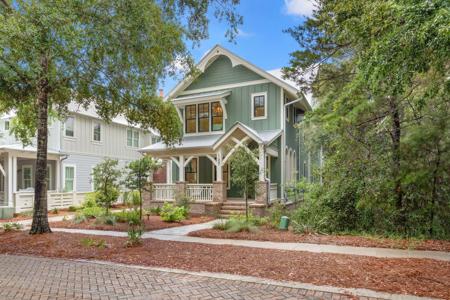 127 W Okeechobee