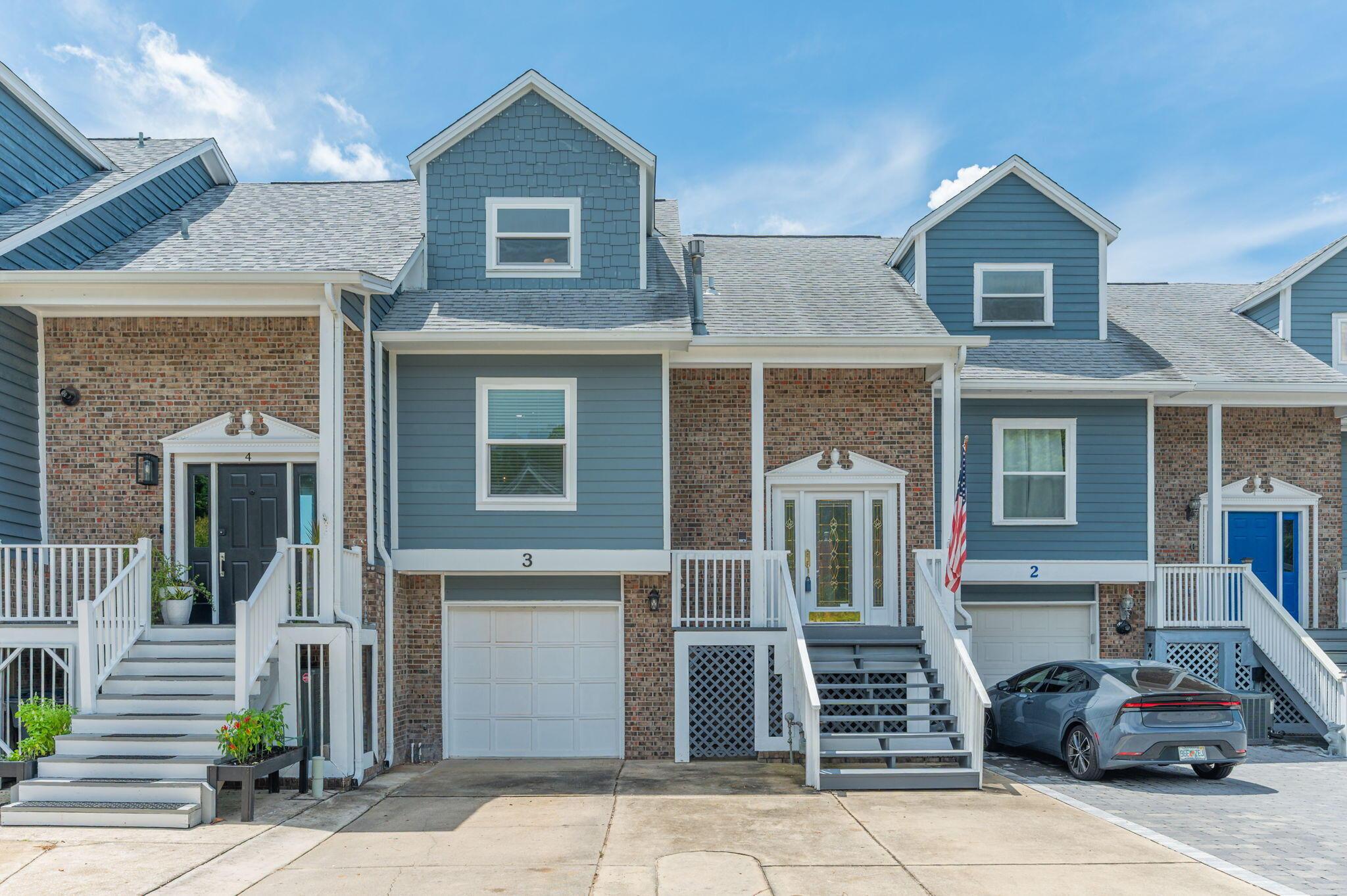 Image 2: 1-web-or-mls-3-bayshore-point