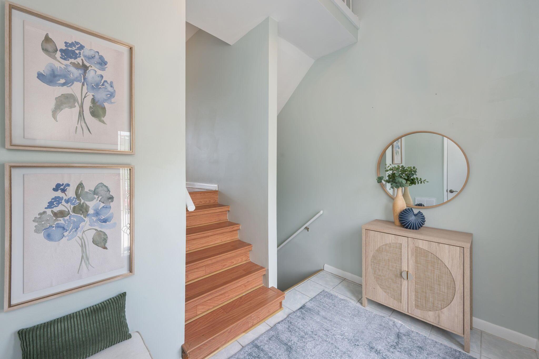 Image 3: 10-web-or-mls-3-bayshore-point