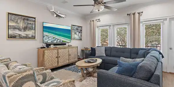 Image 2: 257 Driftwood Rd Unit 11_12_web