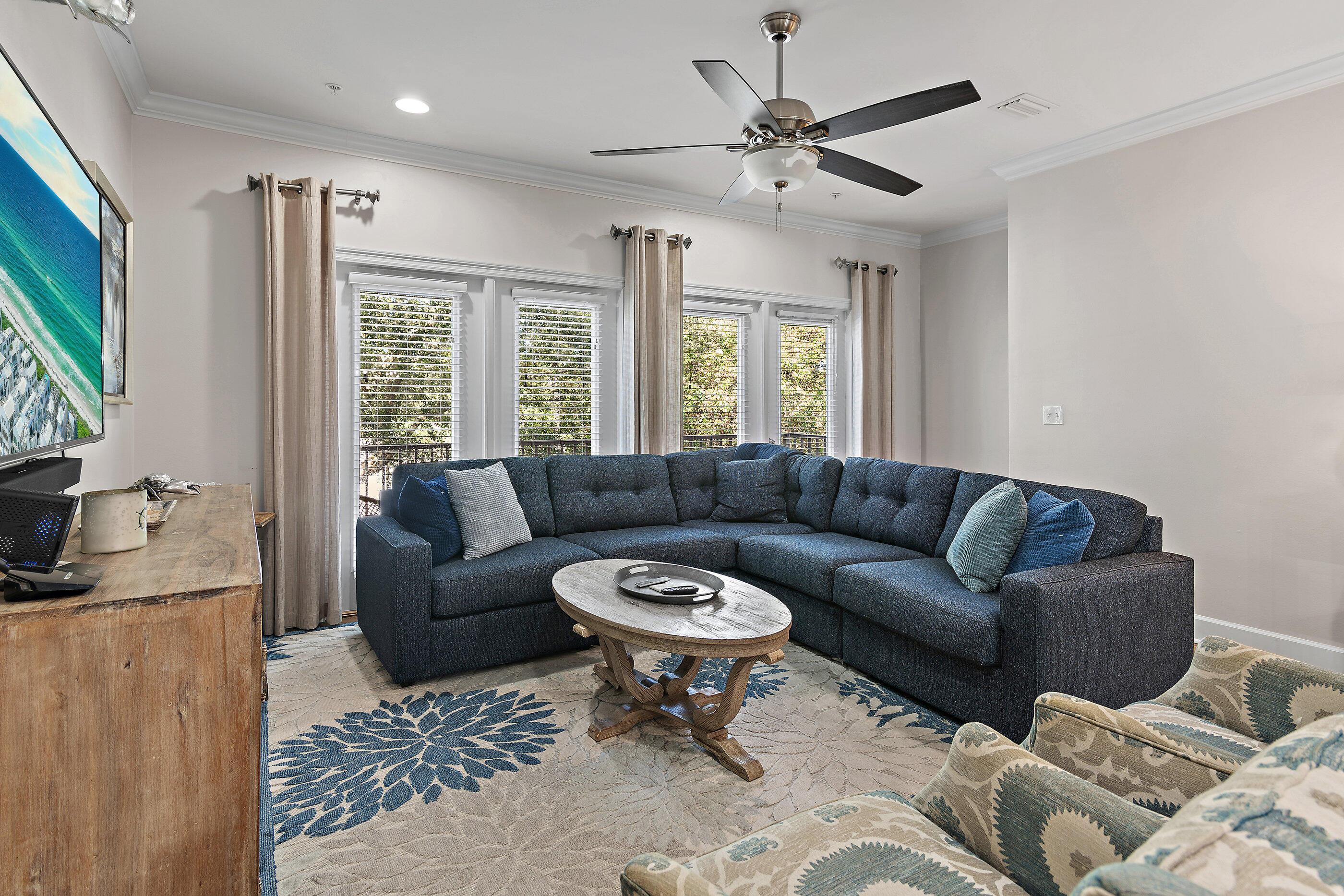 Image 3: 257 Driftwood Rd Unit 11_13_web