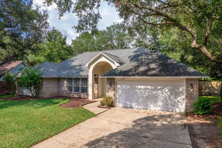 1701 Crestone Cove
