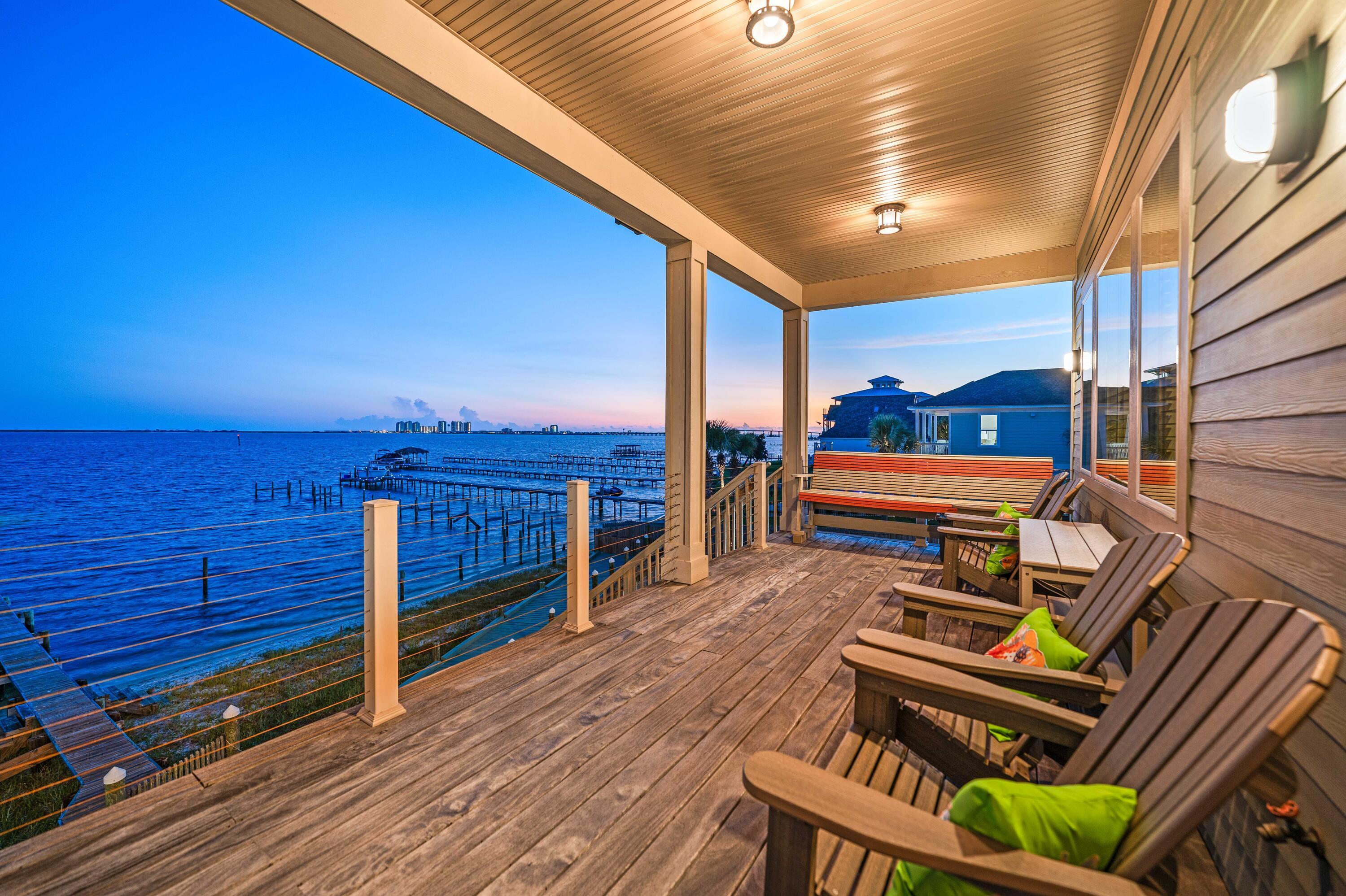 Image 1: 1.1 - 8944 Windgate-107