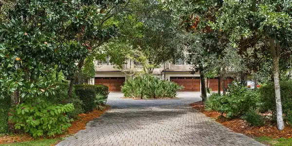 Image 3: 3-web-or-mls-PANHANDLE - 1401 SALAMANDER
