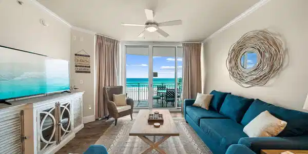 Image 2: Living Room