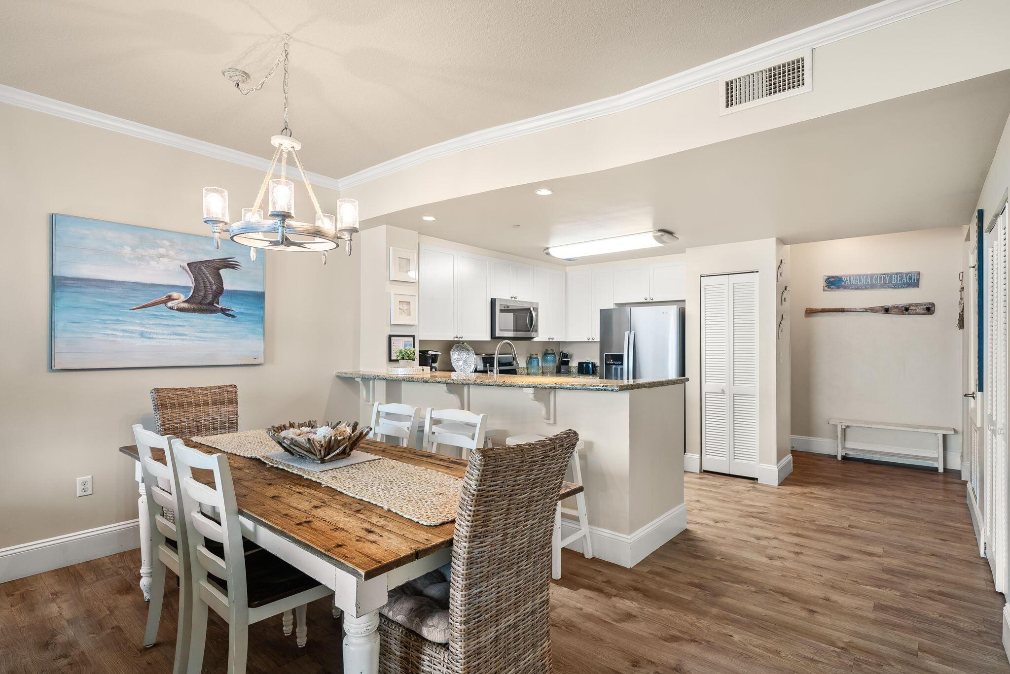 Image 3: Dining Area