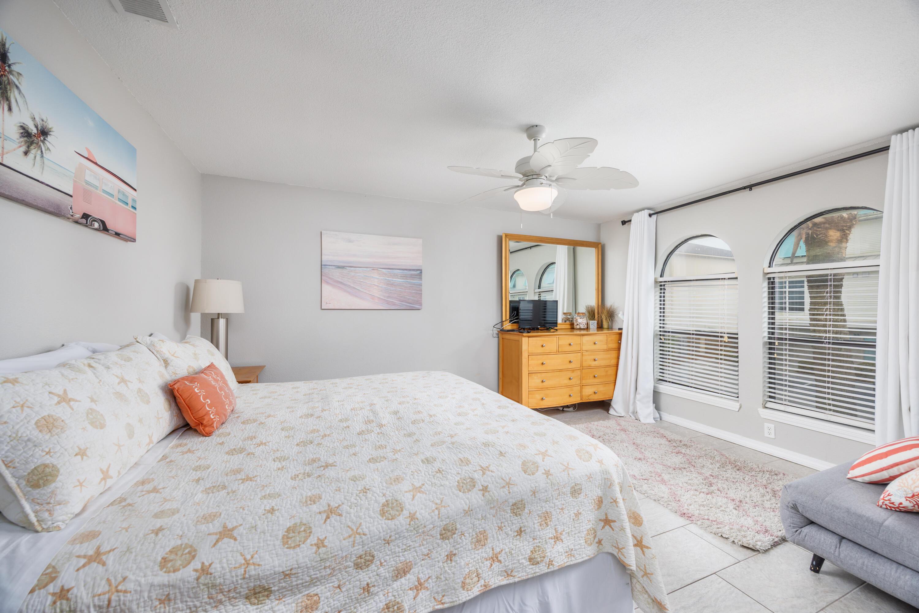 Image 3: 8425 Gulf Blvd unit 213-16