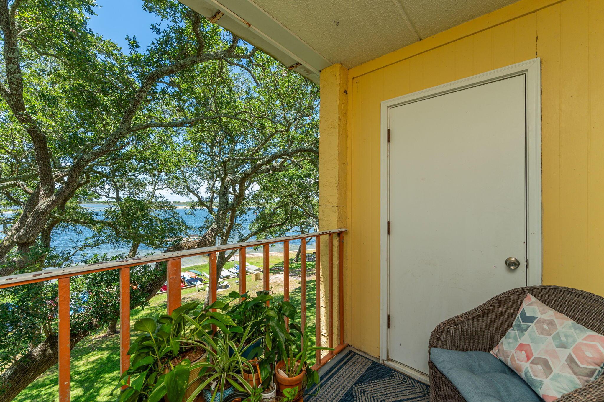 Image 4: 42-web-or-mls-Cedars G301 Exterior-2