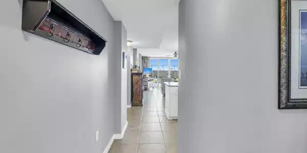Image 3: 3-web-or-mls-DSC01384