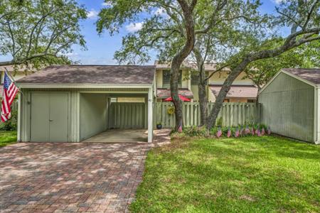 900 Bay Drive