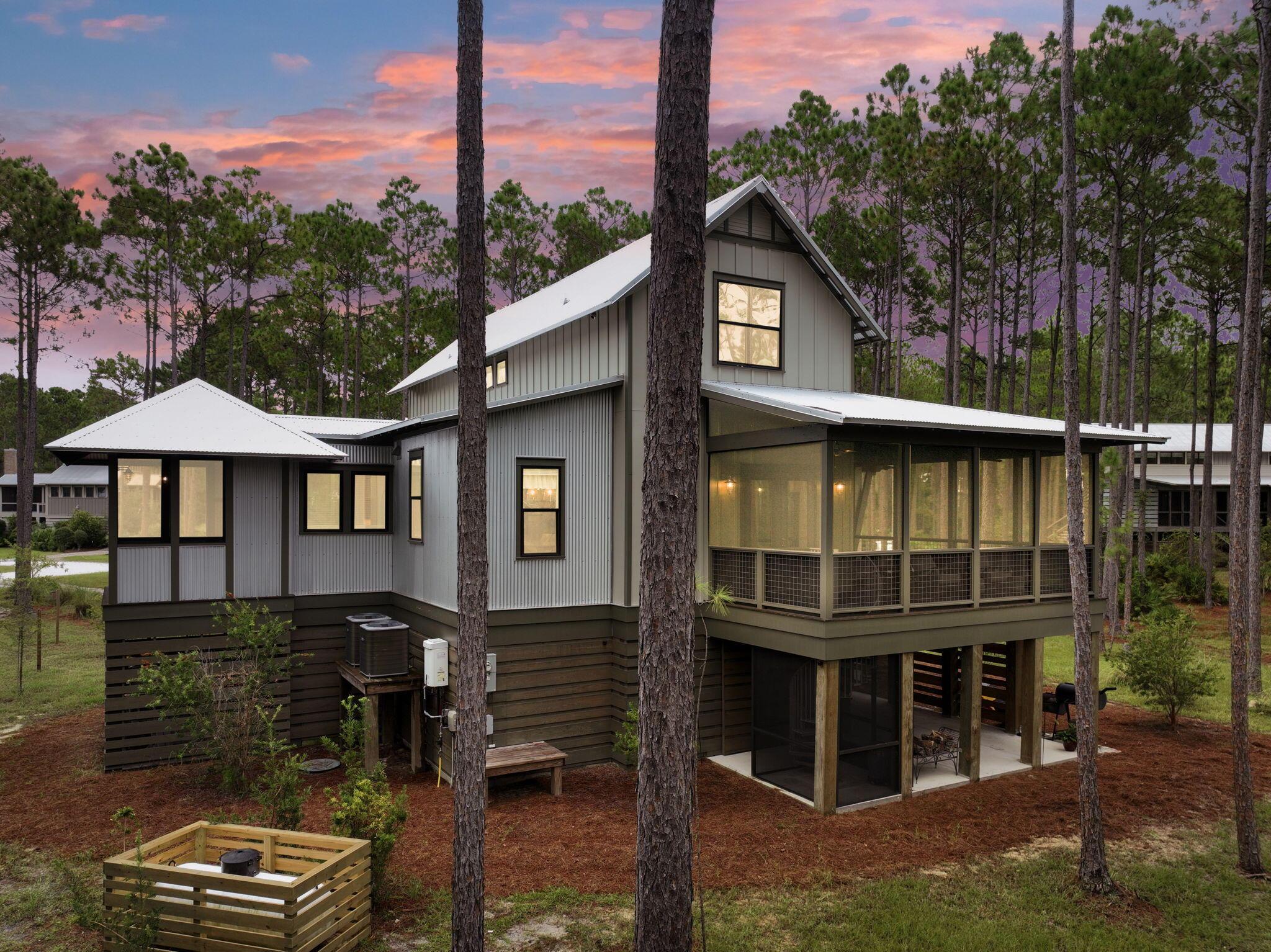 Image 2: 2-web-or-mls-6501-golden-aster-trail