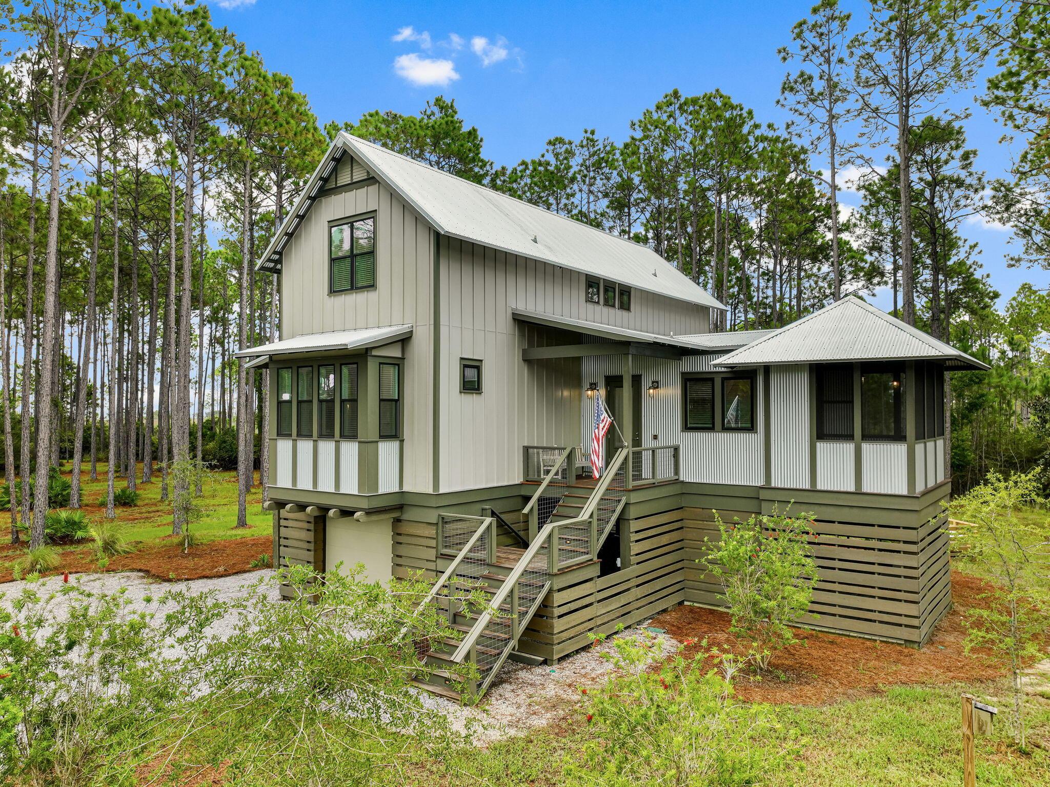 Image 4: 4-web-or-mls-6501-golden-aster-trail