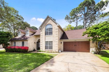 1156 W Troon Drive