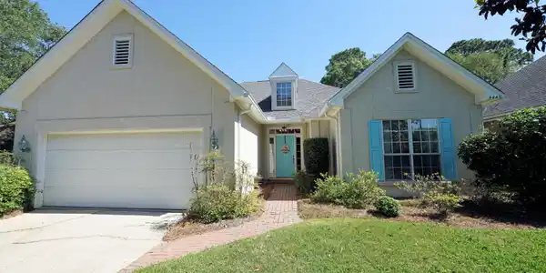 4443 Turnberry Place