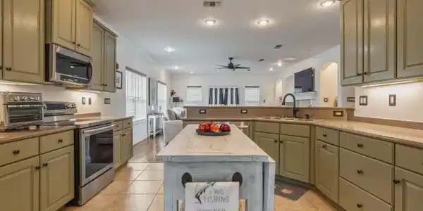 1601 Mallorca Cove