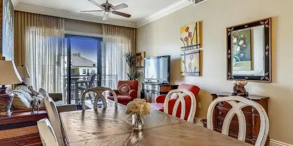 Image 2: W1322PH Living Room