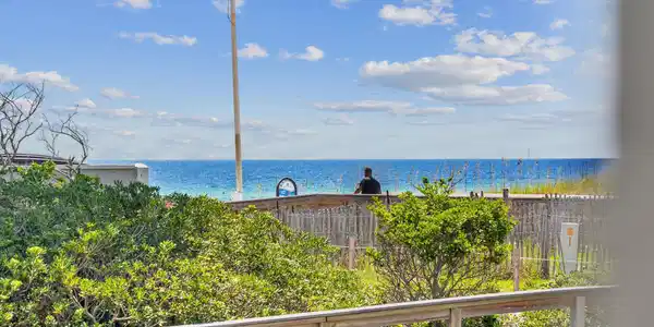11 Beachside Drive
