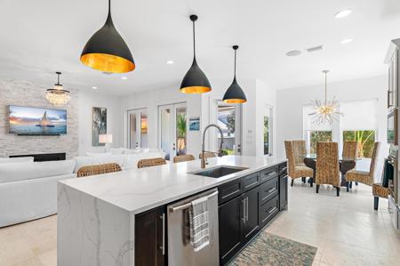 100 N Cypress Breeze Boulevard