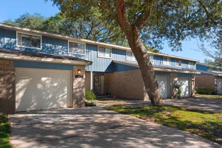 1805 Valparaiso Boulevard