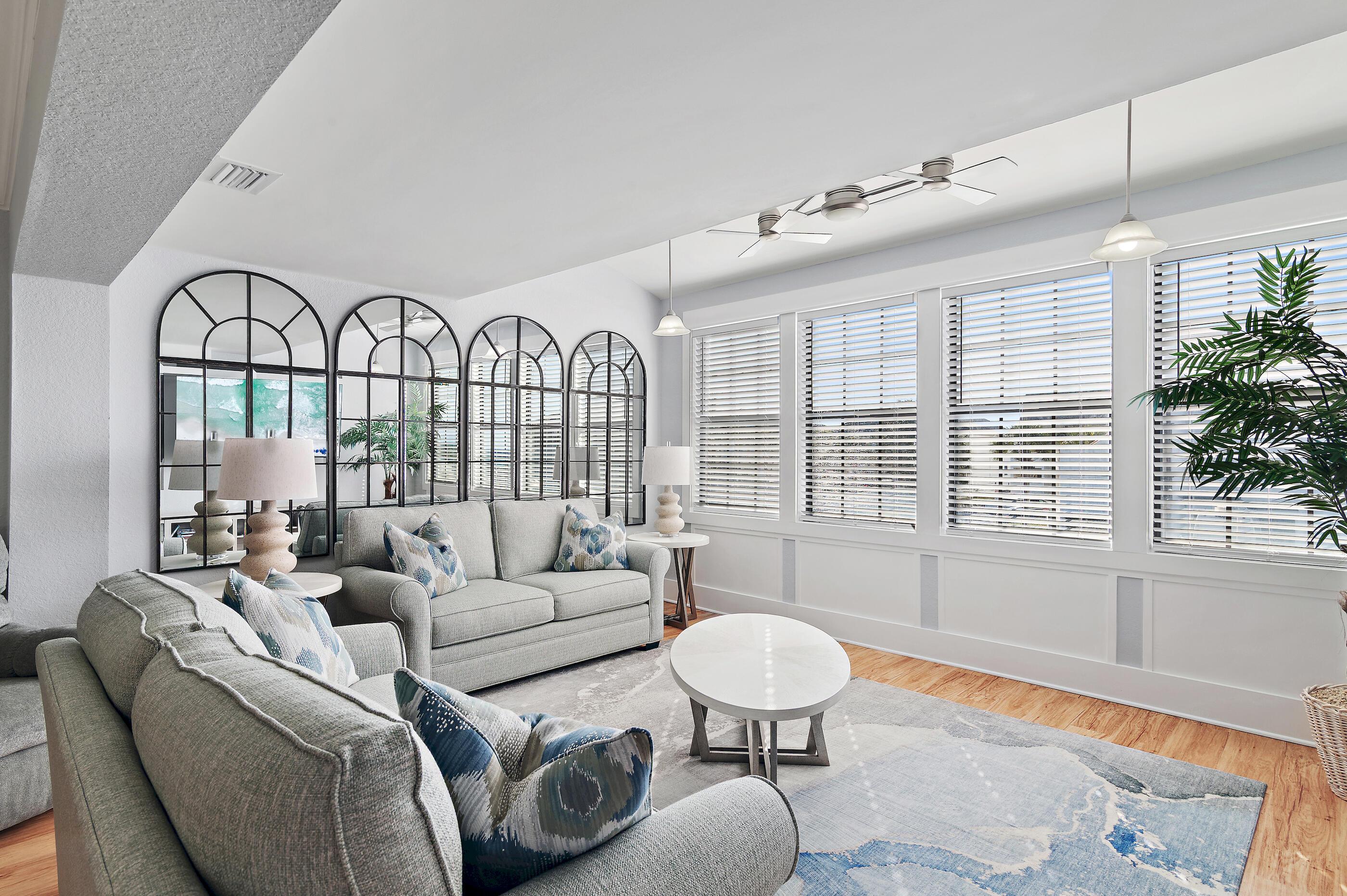 Image 2: Living Room