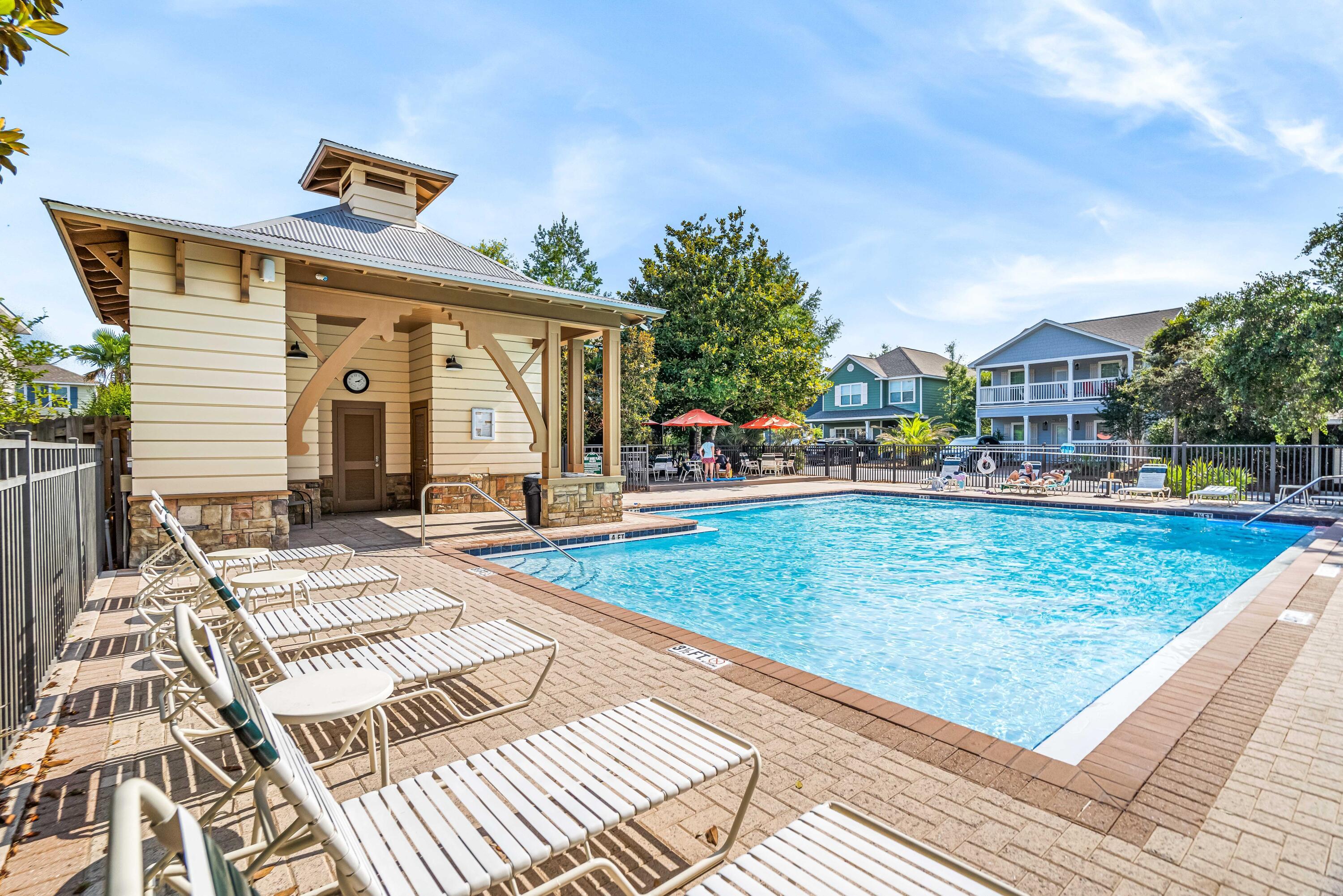 Image 4: 111 W Shore Pool-2