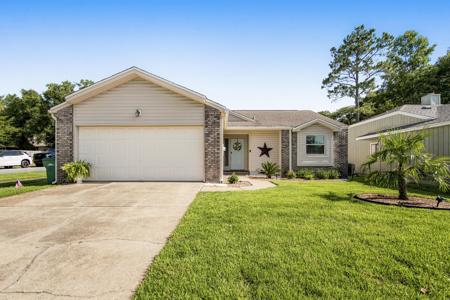 3793 Peachtree Way