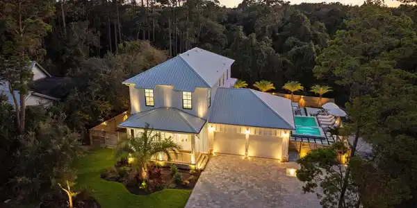 349 Seabreeze Boulevard