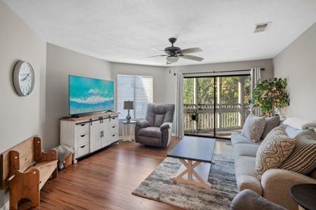 55 Bay Drive
