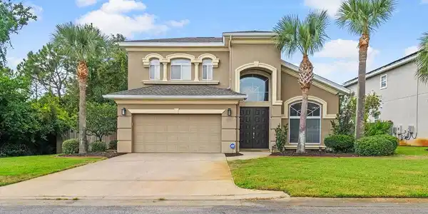 886 Solimar Way
