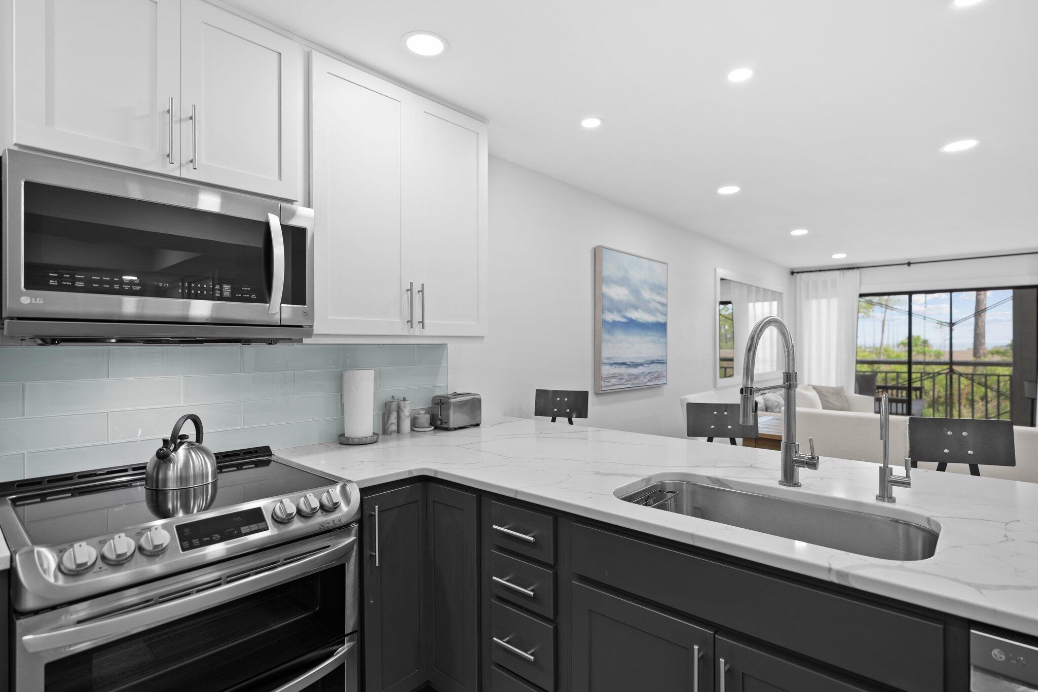 Image 3: 13-web-or-mls-0013