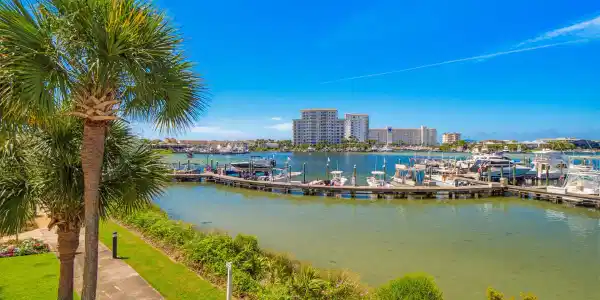 Image 2: 770 Harbor Blvd G1-1