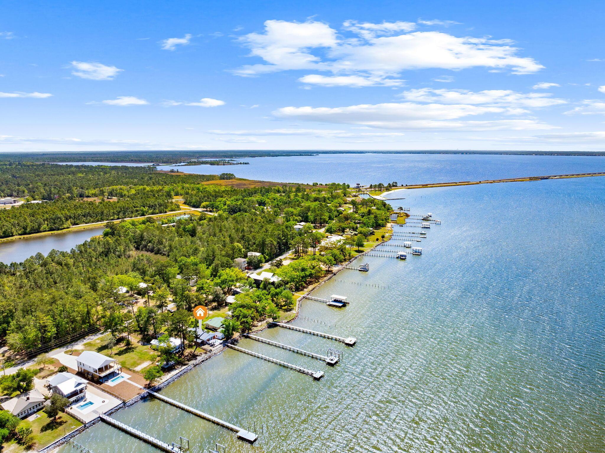 Image 4: Aerial toward 331 Bridge