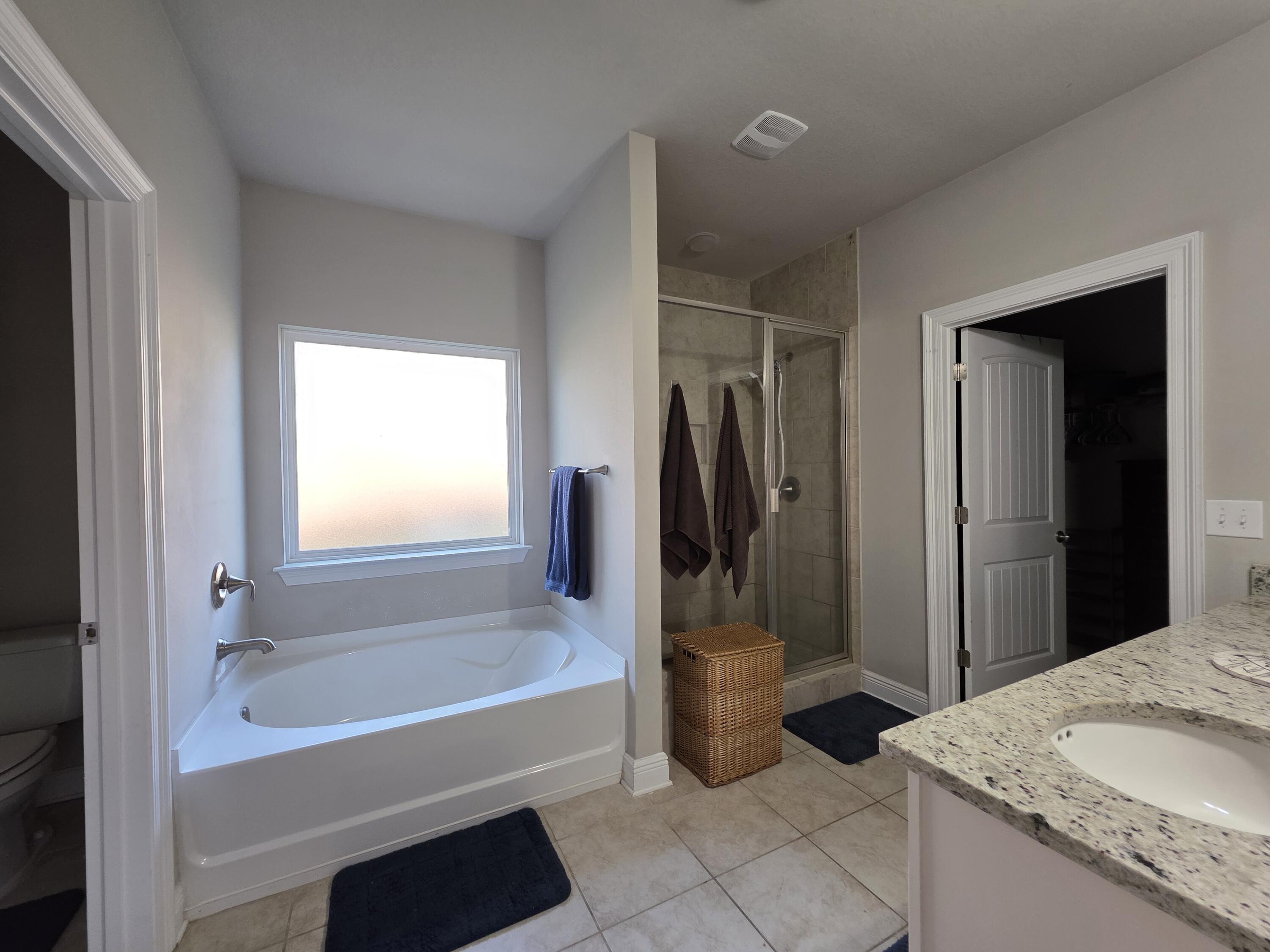 Image 2: Master bathroom